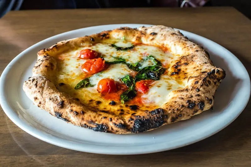 Neapolitan-style pizza in Japan